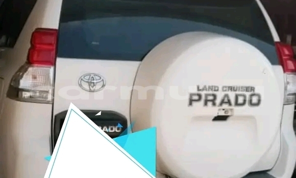 Buy Used Toyota Prado White Car in Black Point in Kouilou region Buy Used Toyota Prado White Car in Black Point in Kouilou region