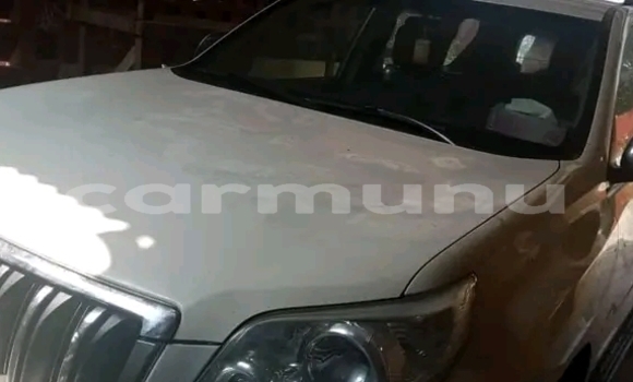 Buy Used Toyota Prado White Car in Black Point in Kouilou region Buy Used Toyota Prado White Car in Black Point in Kouilou region