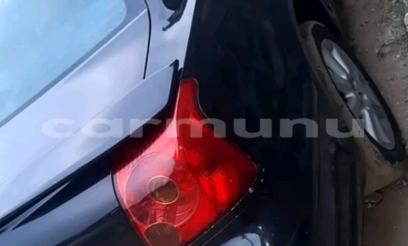 Buy Used Toyota Avensis Black Car in Black Point in Kouilou region Buy Used Toyota Avensis Black Car in Black Point in Kouilou region