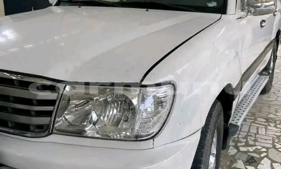 Buy Used Toyota Land Cruiser White Car in Black Point in Kouilou region Buy Used Toyota Land Cruiser White Car in Black Point in Kouilou region