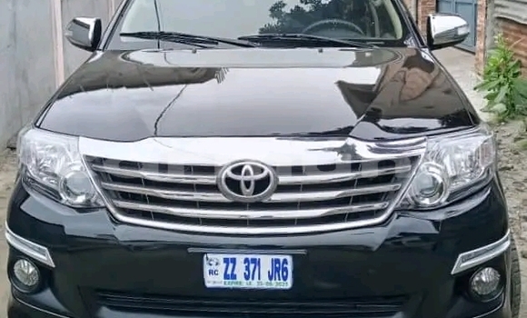 Buy Used Toyota Fortuner Black Car in Black Point in Kouilou region Buy Used Toyota Fortuner Black Car in Black Point in Kouilou region