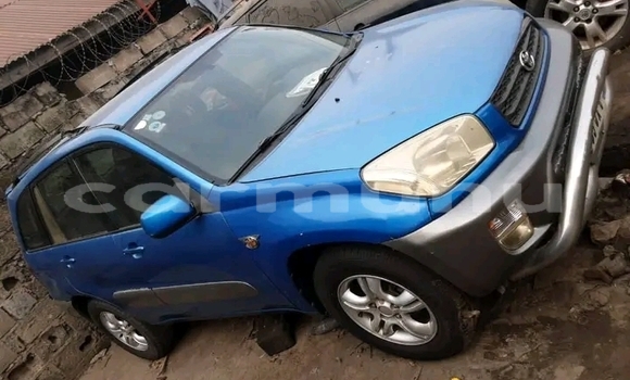 Buy Used Toyota RAV4 Blue Car in Brazzaville in Municipality of Brazzaville Buy Used Toyota RAV4 Blue Car in Brazzaville in Municipality of Brazzaville