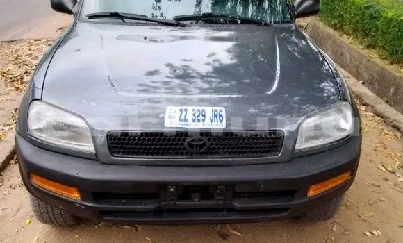 Acheter Occasion Voiture Toyota RAV4 Autre à Brazzaville, Commune de Brazzaville Acheter Occasion Voiture Toyota RAV4 Autre à Brazzaville, Commune de Brazzaville