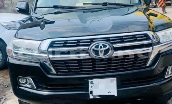 Acheter Occasion Voiture Toyota Land Cruiser Noir à Brazzaville, Commune de Brazzaville Acheter Occasion Voiture Toyota Land Cruiser Noir à Brazzaville, Commune de Brazzaville