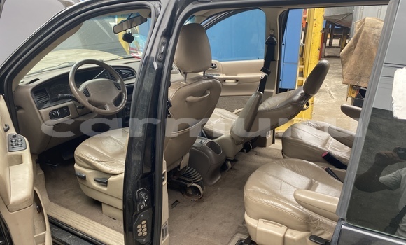 Acheter Occasion Voiture Ford Windstar Noir à Pointe–Noire, Région du Kouilou Acheter Occasion Voiture Ford Windstar Noir à Pointe–Noire, Région du Kouilou