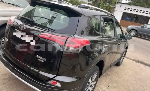 Acheter Occasion Voiture Toyota RAV4 Noir à Pointe–Noire, Région du Kouilou Acheter Occasion Voiture Toyota RAV4 Noir à Pointe–Noire, Région du Kouilou