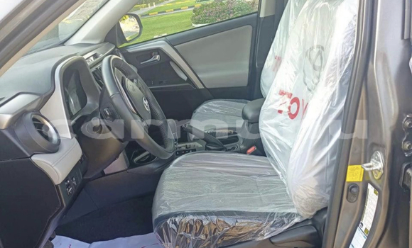 Acheter Occasion Voiture Toyota RAV4 Gris à Pointe–Noire, Région du Kouilou Acheter Occasion Voiture Toyota RAV4 Gris à Pointe–Noire, Région du Kouilou