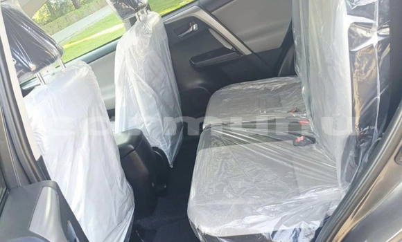 Acheter Occasion Voiture Toyota RAV4 Gris à Pointe–Noire, Région du Kouilou Acheter Occasion Voiture Toyota RAV4 Gris à Pointe–Noire, Région du Kouilou