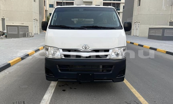 Acheter Occasion Voiture Toyota Hiace Blanc à Pointe–Noire, Région du Kouilou Acheter Occasion Voiture Toyota Hiace Blanc à Pointe–Noire, Région du Kouilou