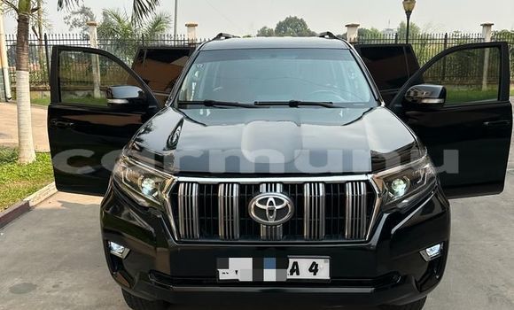 Acheter Occasion Voiture Toyota Prado Noir à Brazzaville, Commune de Brazzaville Acheter Occasion Voiture Toyota Prado Noir à Brazzaville, Commune de Brazzaville