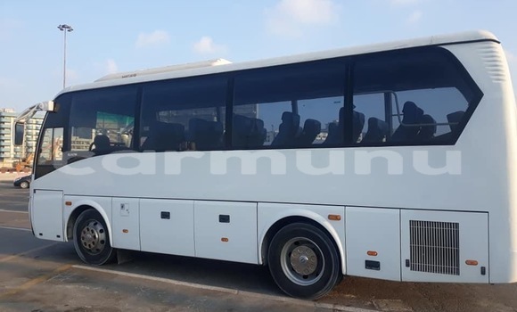 Buy Used Hino 714 Other Truck in Brazzaville in Municipality of Brazzaville Buy Used Hino 714 Other Truck in Brazzaville in Municipality of Brazzaville