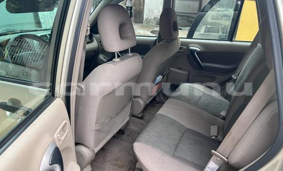 Acheter Neuf Voiture Toyota RAV4 Beige à Brazzaville, Commune de Brazzaville Acheter Neuf Voiture Toyota RAV4 Beige à Brazzaville, Commune de Brazzaville