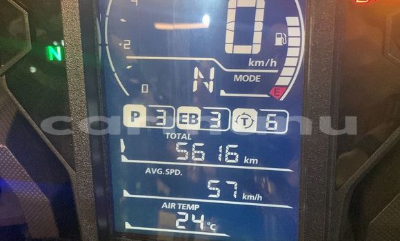 Acheter Occasion Moto Honda CRF Blanc à Brazzaville, Commune de Brazzaville Acheter Occasion Moto Honda CRF Blanc à Brazzaville, Commune de Brazzaville