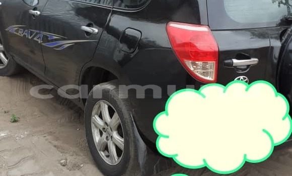 Acheter Occasion Voiture Toyota RAV4 Noir à Brazzaville, Commune de Brazzaville Acheter Occasion Voiture Toyota RAV4 Noir à Brazzaville, Commune de Brazzaville