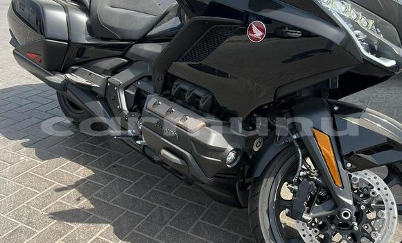 Acheter Occasion Moto Honda GOLD WING Noir à Brazzaville, Commune de Brazzaville