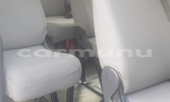 Buy Used Toyota Hiace White Car in Brazzaville in Municipality of Brazzaville Buy Used Toyota Hiace White Car in Brazzaville in Municipality of Brazzaville