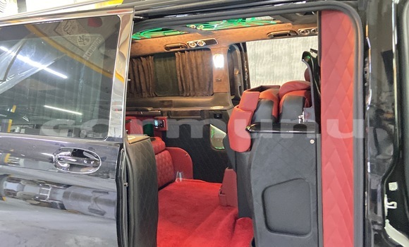 Acheter Neuf Voiture Mercedes Viano Noir à Brazzaville, Commune de Brazzaville Acheter Neuf Voiture Mercedes Viano Noir à Brazzaville, Commune de Brazzaville