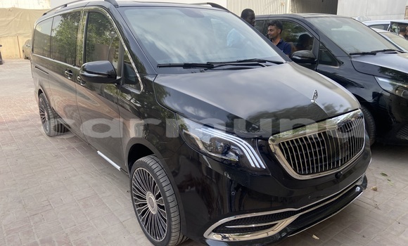 Acheter Neuf Voiture Mercedes Viano Noir à Brazzaville, Commune de Brazzaville Acheter Neuf Voiture Mercedes Viano Noir à Brazzaville, Commune de Brazzaville