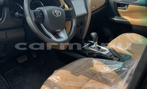Acheter Occasion Voiture Toyota Fortuner Blanc à Brazzaville, Commune de Brazzaville Acheter Occasion Voiture Toyota Fortuner Blanc à Brazzaville, Commune de Brazzaville