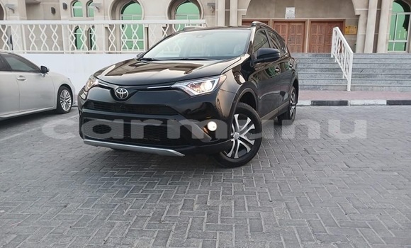 Acheter Occasion Voiture Toyota RAV4 Noir à Brazzaville, Commune de Brazzaville Acheter Occasion Voiture Toyota RAV4 Noir à Brazzaville, Commune de Brazzaville