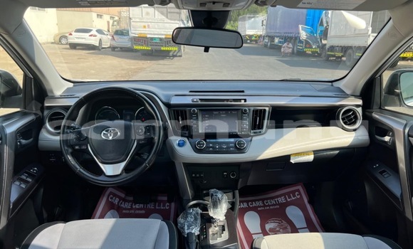 Acheter Occasion Voiture Toyota RAV4 Blanc à Pointe–Noire, Région du Kouilou Acheter Occasion Voiture Toyota RAV4 Blanc à Pointe–Noire, Région du Kouilou