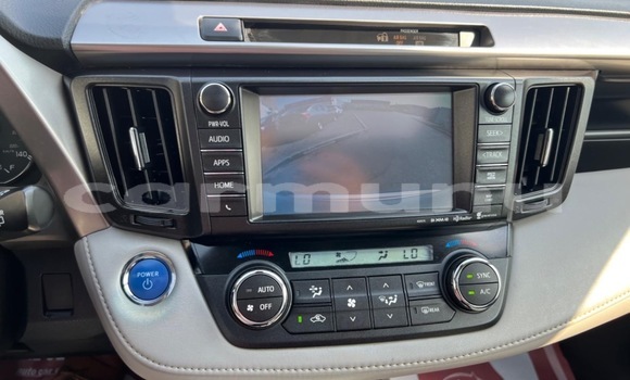 Acheter Occasion Voiture Toyota RAV4 Blanc à Pointe–Noire, Région du Kouilou Acheter Occasion Voiture Toyota RAV4 Blanc à Pointe–Noire, Région du Kouilou