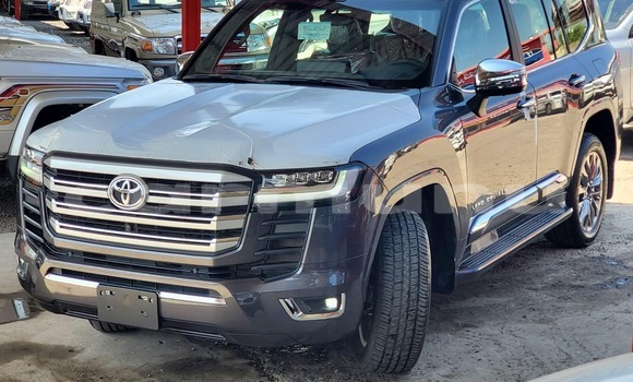 Acheter Neuf Voiture Toyota Land Cruiser Gris à Brazzaville, Commune de Brazzaville Acheter Neuf Voiture Toyota Land Cruiser Gris à Brazzaville, Commune de Brazzaville