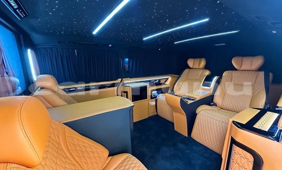 Acheter Neuf Voiture Toyota Granvia Noir à Brazzaville, Commune de Brazzaville Acheter Neuf Voiture Toyota Granvia Noir à Brazzaville, Commune de Brazzaville