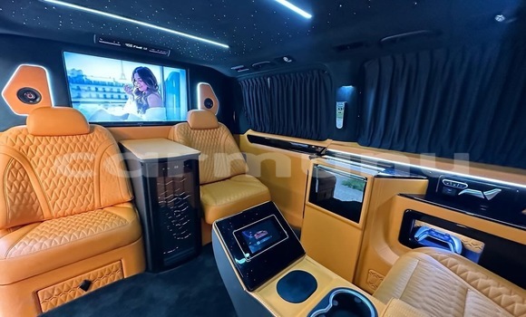 Acheter Neuf Voiture Toyota Granvia Noir à Brazzaville, Commune de Brazzaville Acheter Neuf Voiture Toyota Granvia Noir à Brazzaville, Commune de Brazzaville