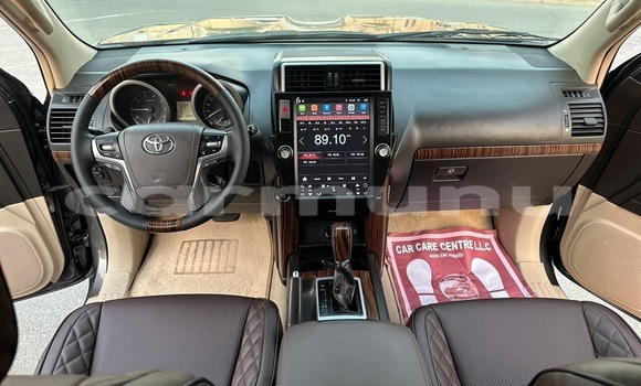 Acheter Occasion Voiture Toyota Prado Gris à Brazzaville, Commune de Brazzaville Acheter Occasion Voiture Toyota Prado Gris à Brazzaville, Commune de Brazzaville