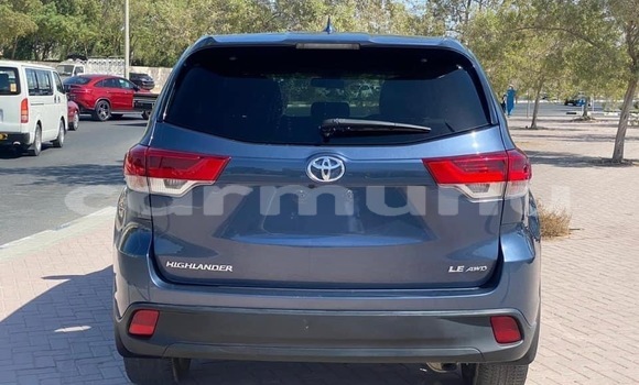 Acheter Occasion Voiture Toyota Highlander Bleu à Brazzaville, Commune de Brazzaville Acheter Occasion Voiture Toyota Highlander Bleu à Brazzaville, Commune de Brazzaville