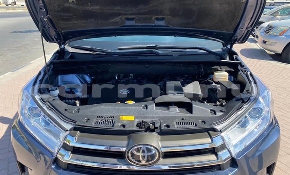 Acheter Occasion Voiture Toyota Highlander Bleu à Brazzaville, Commune de Brazzaville Acheter Occasion Voiture Toyota Highlander Bleu à Brazzaville, Commune de Brazzaville