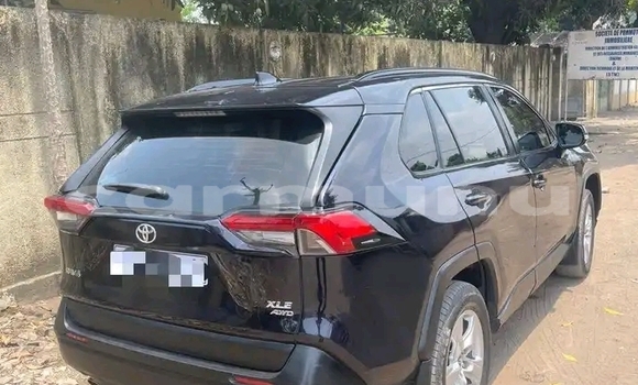 Acheter Occasion Voiture Toyota RAV4 Noir à Brazzaville, Commune de Brazzaville Acheter Occasion Voiture Toyota RAV4 Noir à Brazzaville, Commune de Brazzaville