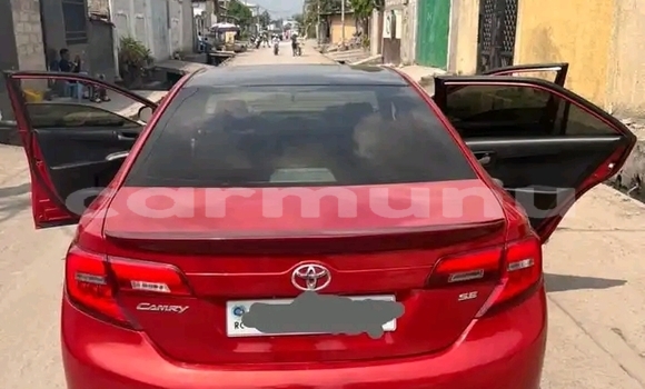 Acheter Occasion Voiture Toyota Camry Rouge à Brazzaville, Commune de Brazzaville Acheter Occasion Voiture Toyota Camry Rouge à Brazzaville, Commune de Brazzaville