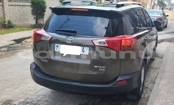Acheter Occasion Voiture Toyota RAV4 Autre à Brazzaville, Commune de Brazzaville Acheter Occasion Voiture Toyota RAV4 Autre à Brazzaville, Commune de Brazzaville