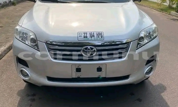 Acheter Occasion Voiture Toyota Vanguard Autre à Brazzaville, Commune de Brazzaville Acheter Occasion Voiture Toyota Vanguard Autre à Brazzaville, Commune de Brazzaville