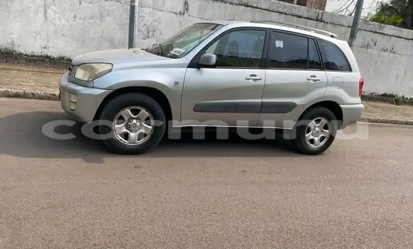 Acheter Occasion Voiture Toyota RAV4 Autre à Brazzaville, Commune de Brazzaville Acheter Occasion Voiture Toyota RAV4 Autre à Brazzaville, Commune de Brazzaville
