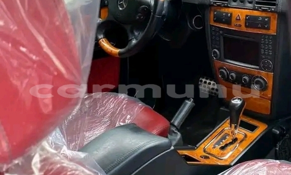 Buy Used Mercedes-Benz G-klasse White Car in Black Point in Kouilou region