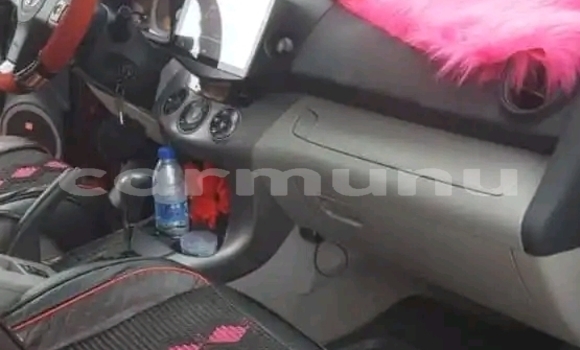 Buy Used Toyota RAV4 Red Car in Black Point in Kouilou region Buy Used Toyota RAV4 Red Car in Black Point in Kouilou region