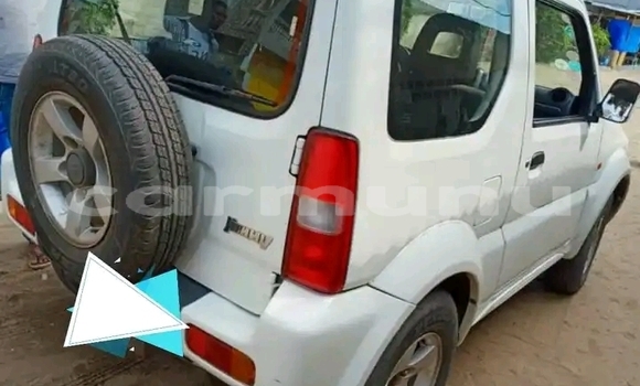 Buy Used Suzuki Jimny White Car in Black Point in Kouilou region Buy Used Suzuki Jimny White Car in Black Point in Kouilou region