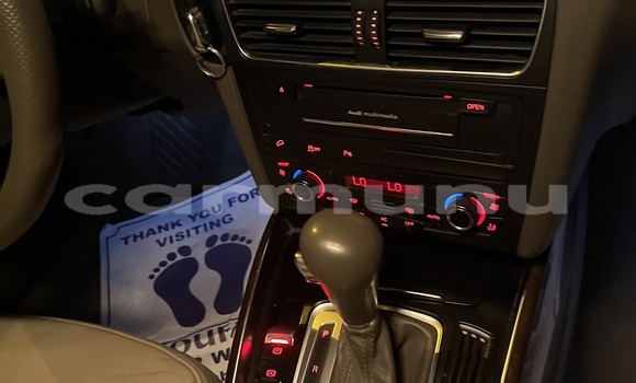 Acheter Occasion Voiture Audi Q5 Blanc à Pointe–Noire, Région du Kouilou Acheter Occasion Voiture Audi Q5 Blanc à Pointe–Noire, Région du Kouilou