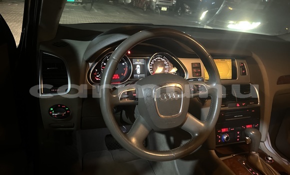 Buy Used Audi Q7 Black Car in Black Point in Kouilou region Buy Used Audi Q7 Black Car in Black Point in Kouilou region