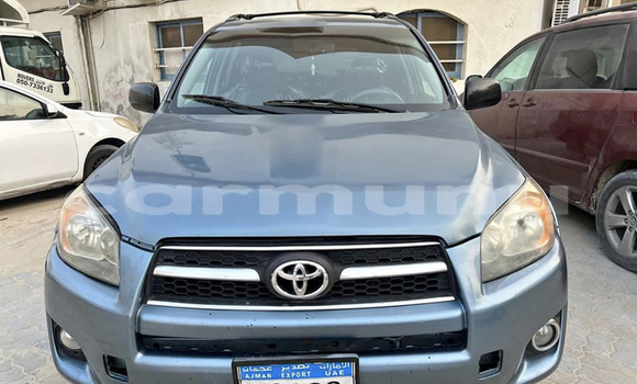 Acheter Occasion Voiture Toyota RAV4 Bleu à Pointe–Noire, Région du Kouilou Acheter Occasion Voiture Toyota RAV4 Bleu à Pointe–Noire, Région du Kouilou