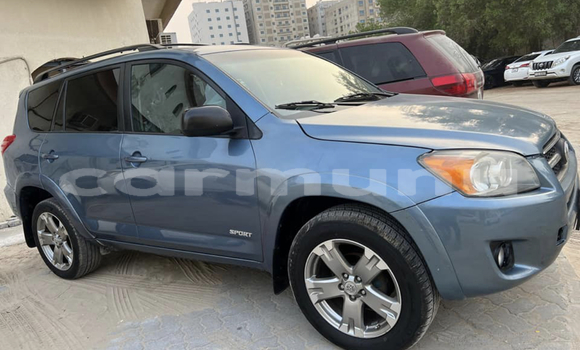 Acheter Occasion Voiture Toyota RAV4 Bleu à Pointe–Noire, Région du Kouilou Acheter Occasion Voiture Toyota RAV4 Bleu à Pointe–Noire, Région du Kouilou