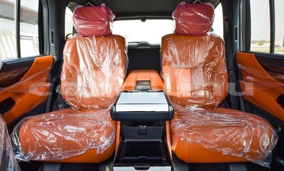 Acheter Neuf Voiture Lexus LX Blanc à Pointe–Noire, Région du Kouilou Acheter Neuf Voiture Lexus LX Blanc à Pointe–Noire, Région du Kouilou