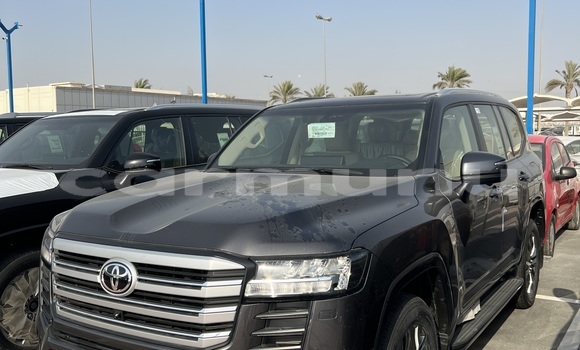 Acheter Neuf Voiture Toyota Land Cruiser Noir à Pointe–Noire, Région du Kouilou Acheter Neuf Voiture Toyota Land Cruiser Noir à Pointe–Noire, Région du Kouilou