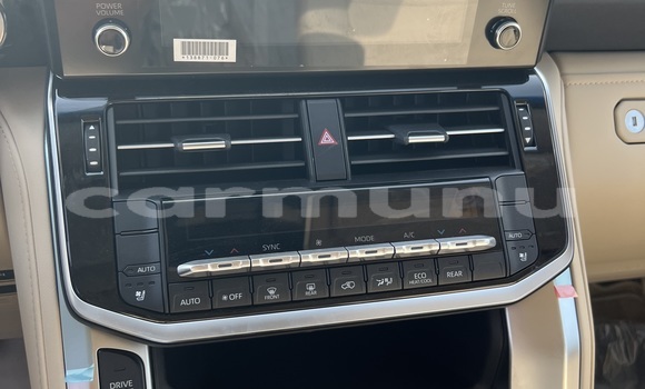 Acheter Neuf Voiture Toyota Land Cruiser Noir à Pointe–Noire, Région du Kouilou Acheter Neuf Voiture Toyota Land Cruiser Noir à Pointe–Noire, Région du Kouilou