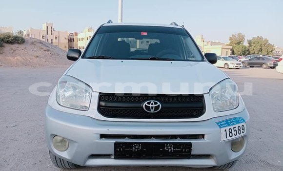 Acheter Occasion Voiture Toyota RAV4 Blanc à Brazzaville, Commune de Brazzaville Acheter Occasion Voiture Toyota RAV4 Blanc à Brazzaville, Commune de Brazzaville