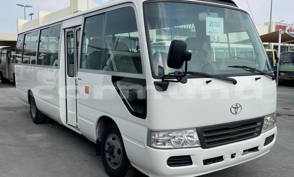 Acheter Occasion Voiture Toyota Coaster Blanc à Brazzaville, Commune de Brazzaville Acheter Occasion Voiture Toyota Coaster Blanc à Brazzaville, Commune de Brazzaville