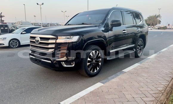 Acheter Occasion Voiture Toyota Land Cruiser Noir à Brazzaville, Commune de Brazzaville Acheter Occasion Voiture Toyota Land Cruiser Noir à Brazzaville, Commune de Brazzaville